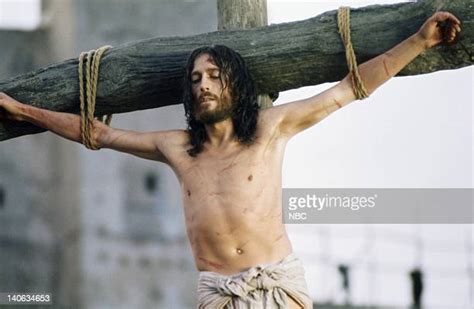 jesus of nazareth 1977 crucifixion
